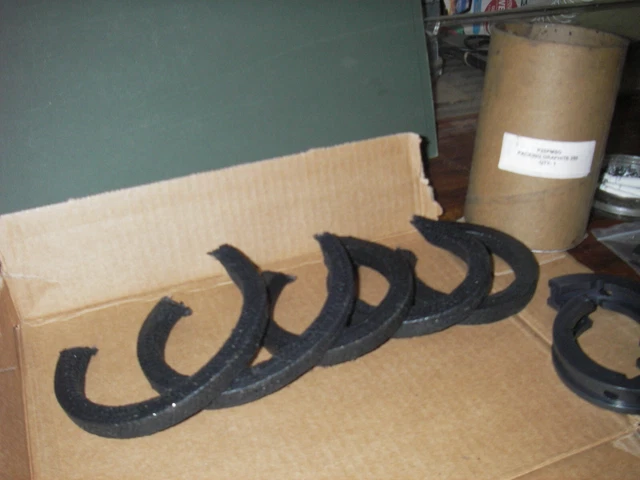 NEW:  1/2" Square-Graphite Packing 250 Series Centrifugal Pump. Shaft size: 2.5"