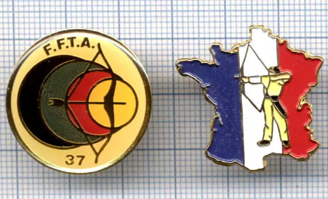 2 PIN'S TIR à L'ARC / carte FRANCE Bleu Blanc ROUGE FFTA FEDERATION FRANCAISE 37