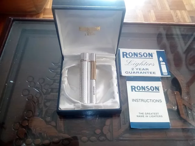 RONSON Vintage Altes Feuerzeug. Original Made IN England .Sammlerstück.