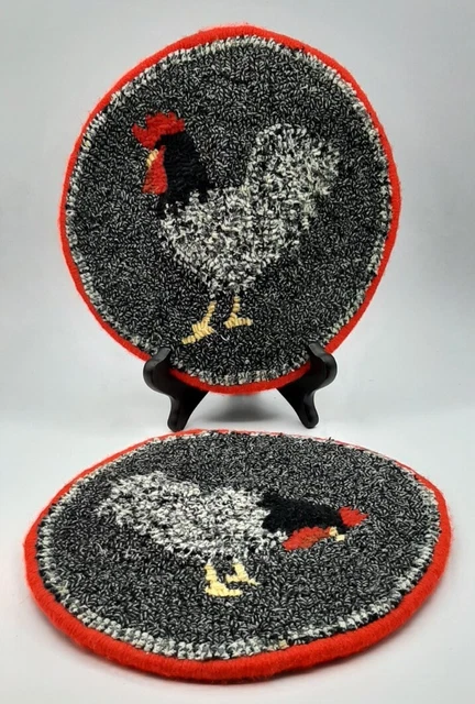 Vintage Primitive Rug Hooking Hot Plates Trivet Black & Red Rooster Country Deco