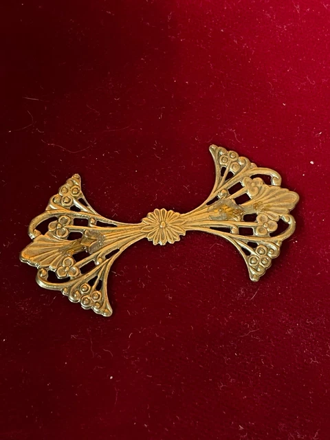 Vtg  Filigree Ornate Metal Stamping Craft Journaling Jewelry Making  2.25"