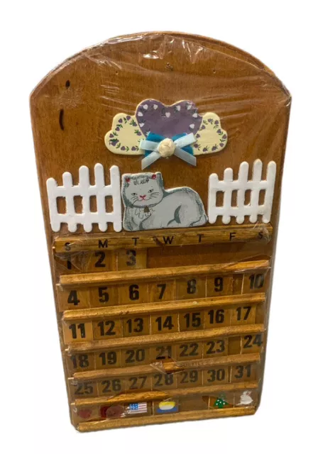 Vintage Wooden Perpetual Wall Calendar W/Changeable Month & Day Tiles Cat