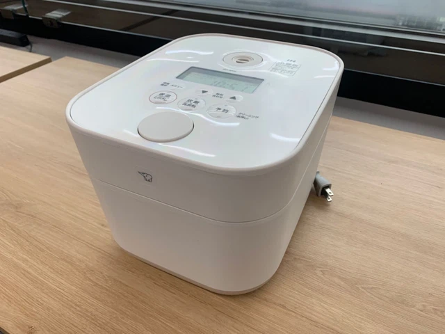 ZOJIRUSHI NW-SA10-WA IH rice cooker 5.5 go cook STAN White USED from Japan #1659 ZOJIRUSHI NW-SA10-WA IH rice cooker 5.5 go cook STAN White USED from Japan #1659