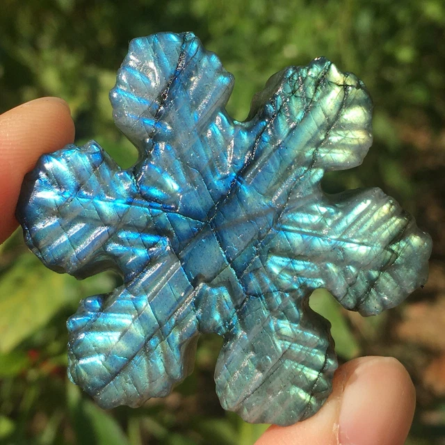 Natural labradorite snowflake Hand carved quartz crystal skull reiki healing 1pc