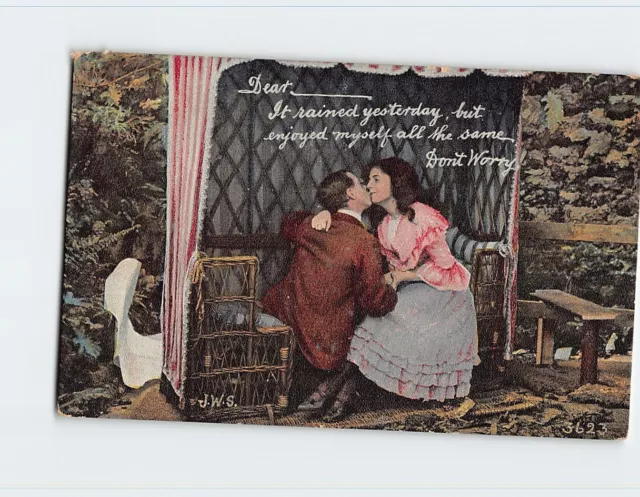 Postcard Love/Romance Greeting Card with Message and Lovers Kissing Picture