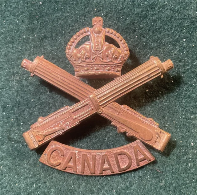 Canadian Army Military Cap  Badge - Machine Gun Corps Canada C41