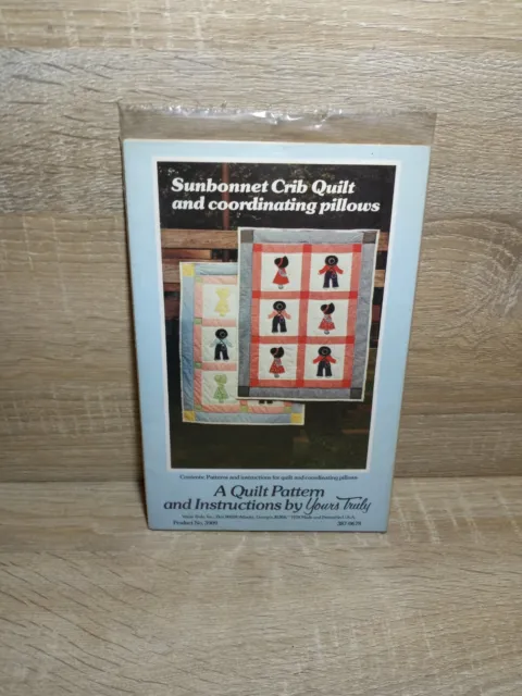 Vtg Yours Truly Sunbonnet Crib Quilt & Coordinating Pillows Sewing Pattern 1978