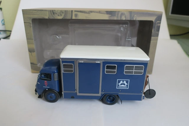 Voiture Miniature Camion D'autrefois Berliet GLB Chevaux Ixo Altaya 1/43