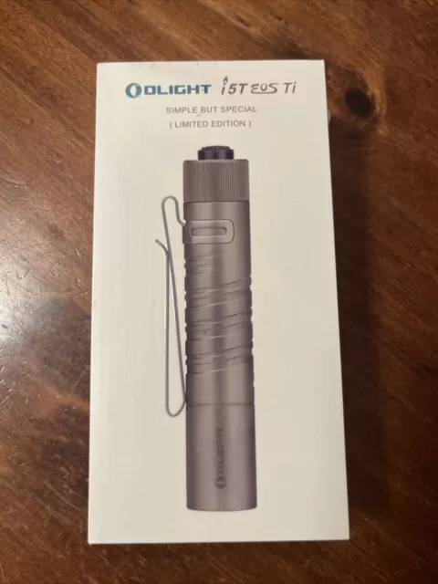 Olight i5T EOS Ti Titan Taschenlampe Limited Edition Neu Verschweißt
