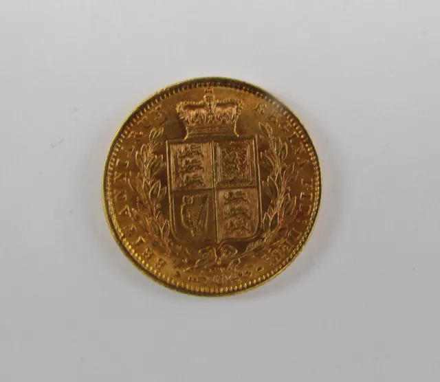 1872 Gold FULL Sovereign - Victoria Young Head Shield Back - London Die No 90