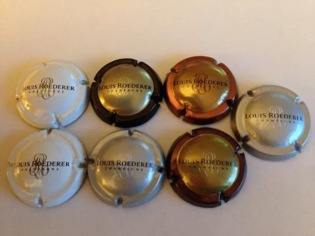 7CAPSULES DE CHAMPAGNE ROEDERER No101,102,103,104,105,107? ET 108 OU 109