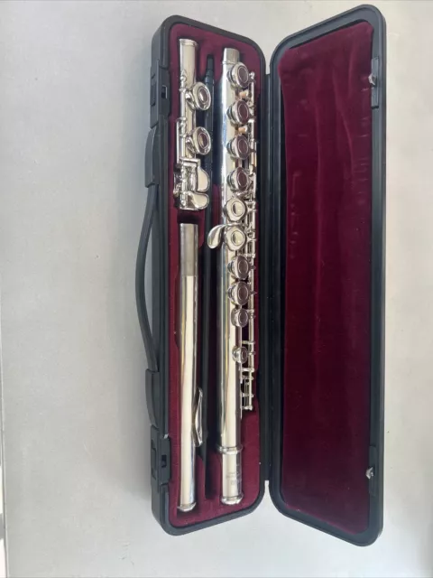 Yamaha flute YFL-211sii