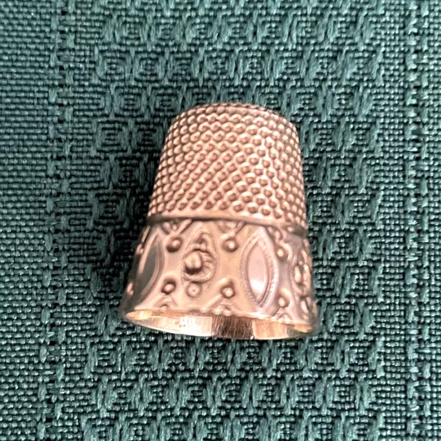 Vintage H. Muhr's And Sons 10K Yellow Gold Thimble