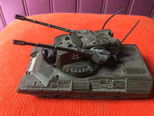 SOLIDO MILITAIRE CHAR Allemand PANZER IV F1 SDKFZ 161