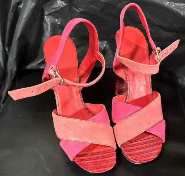 POUR LA VICTOIRE Toe Platform Heel Shoes Yasmin Pink  Red - Suede Peep  Size 7.5