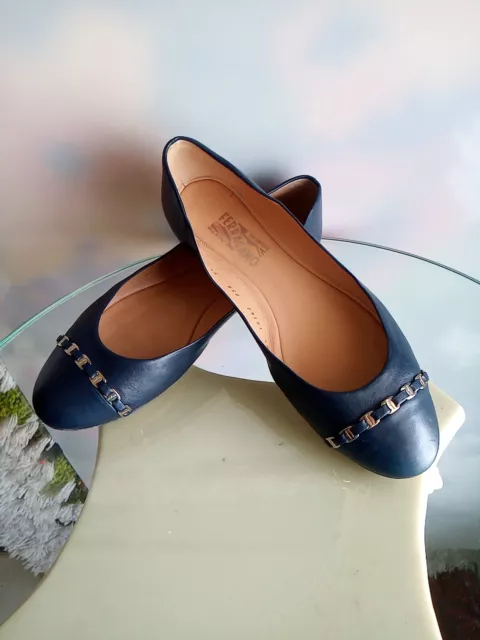 Salvatore Ferragamo Navy Blue Leather Pim Chain Ballet Flats  SZ 9.5