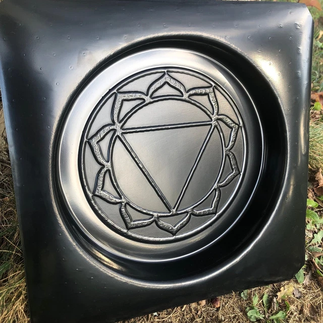 Solar Plexus Chakra Stepping Stone Mold, Plastic Mold for Concrete or Cement 2