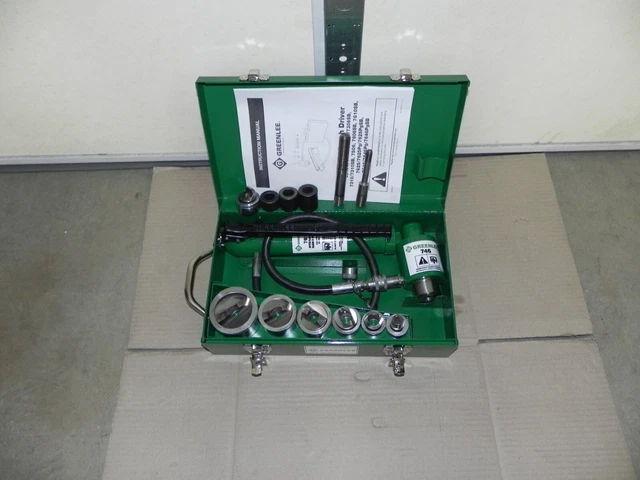 Greenlee 7506 Slug Splitter Hydraulic Knockout Punch Driver Set w/ 767 Hand Pump