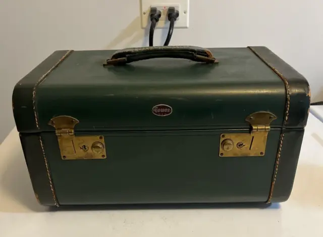 Vintage Towne Green Cosmetic Make Up Case Luggage