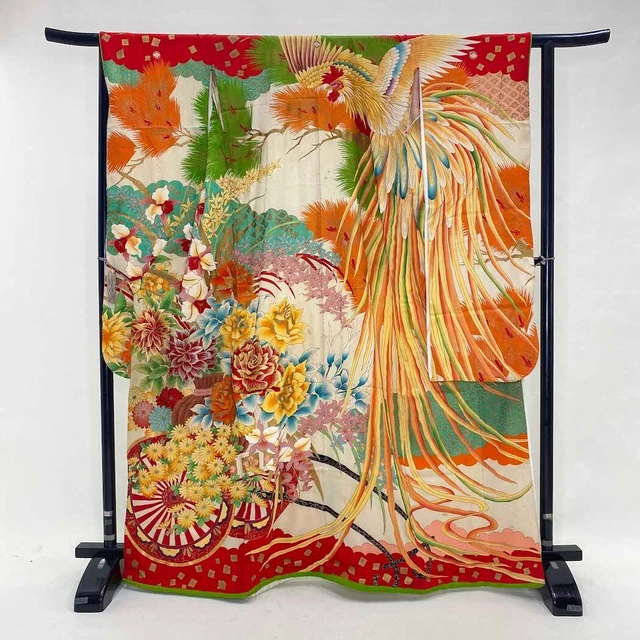 Furisode Color Uchikake  VINTAGE Japanese Kimono Silk red classic 1506