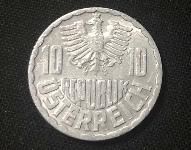 Austria 10 Groschen 1975. World Coin. Combined Shipping Discounted. 3