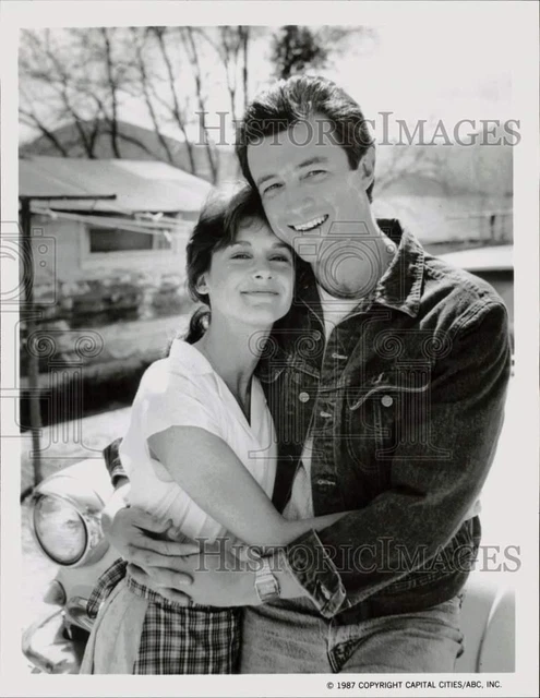 1987 Press Photo Actors Stephanie Zimbalist & James Read in "Celebration Family"