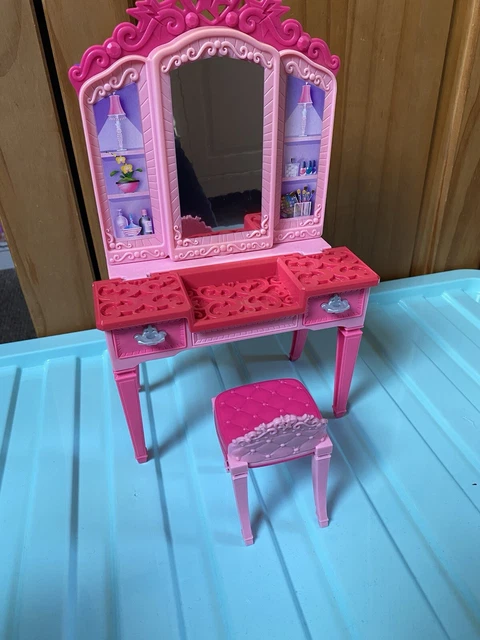 BARBIE DRESSING TABLE Rare £14.90 - PicClick UK