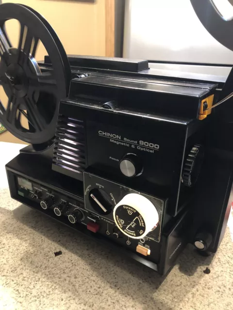 Chinon Sound 9000 - Magnetic and Optical Super 8mm PROJECTOR