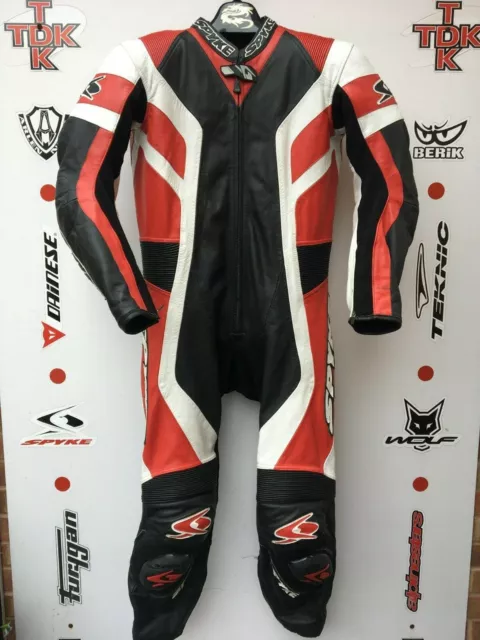 Spyke 1 piece race suit with hump size 42 uk 52 euro