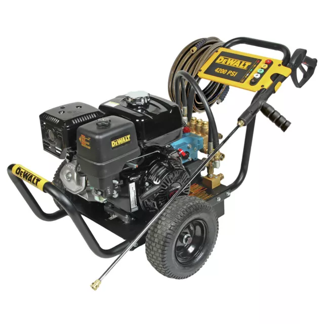 DeWalt 60606 4200 PSI 4.0 GPM Gas Pressure Washer Powered by HONDA New