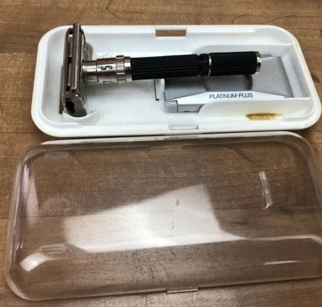 1970 Gillette Super Adjustable DE Razor, GREAT SHAPE, P-2