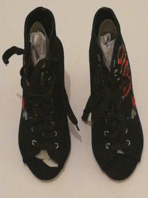 Chaussures à talons cheville Collection noir et rouge