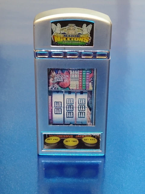 CASINO SLOT MACHINE Jet Flame Cigarette Lighter Fruit Machine Windproof Gas  GWO £17.97