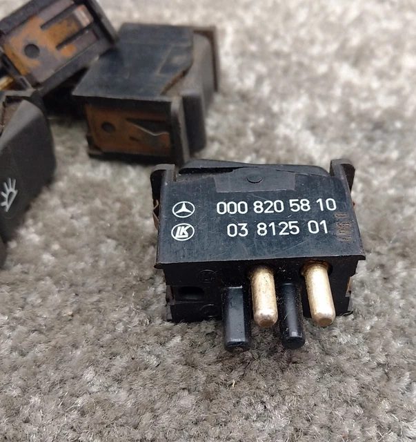 Luz Interior Original Para Mercedes W126, W123, W116, W201, R107, W114, W108 – Pieza A1268201301