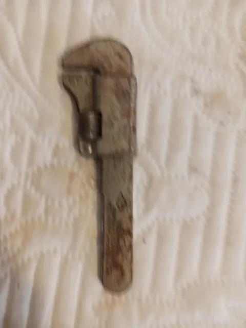 Vintage  5 Inch MOSSBERG WRENCH