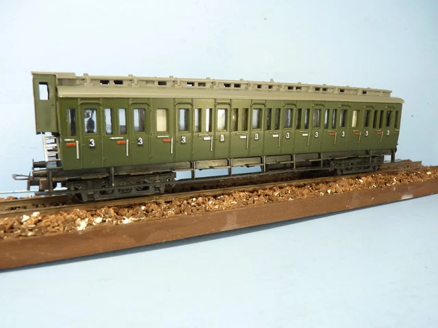 LILIPUT 846 01, voiture ancienne à bogies mixte 1/2 Kl. type