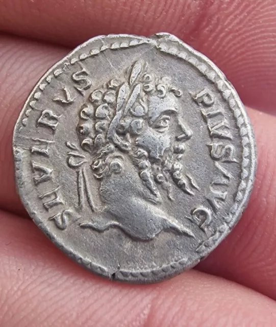 SEPTIMUS SEVERUS 193-211 AD Roman silver Denarius , 2.78g