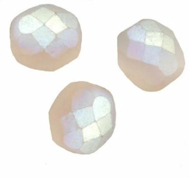 20 PERLES FACETTES DE BOHEME  8 mm CRYSTAL AB MAT