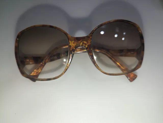 Louis Vuitton Lv Moon Square Sunglasses (Z1664E, Z1655E)