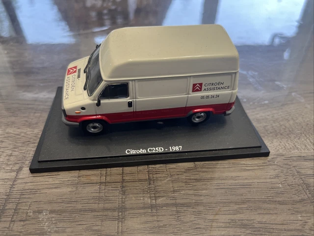 Universal Hobbies Presse 1/43 - Citroen DS 19 Tour De Korsika 1963