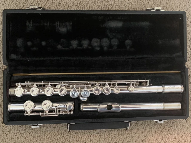 Haynes Schwelm Co Boston Mass. Student Flute
