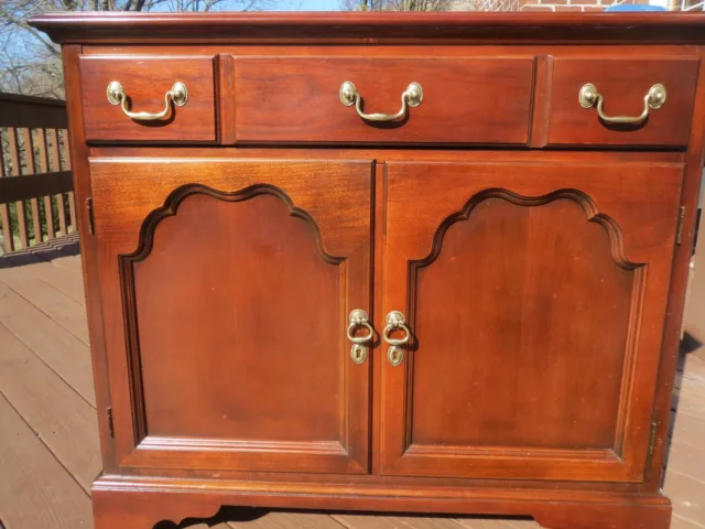 Drexel Heritage Sideboard Buffet Serve Cherry, You coordinate shipping