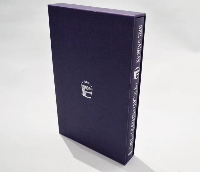 The Ocean at the End of the Lane - SIGNED, LTD, NUM - Neil Gaiman - Like new The Ocean at the End of the Lane - SIGNED, LTD, NUM - Neil Gaiman - Like new