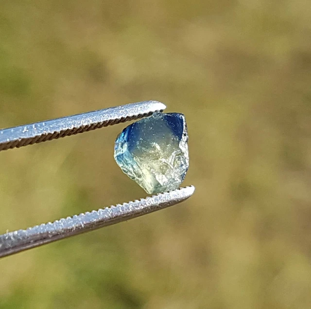 Saphir Jaune Naturel De Madagascar – 6x4 Mm, 0.46 Ct, Béryllium, Gemme Rare