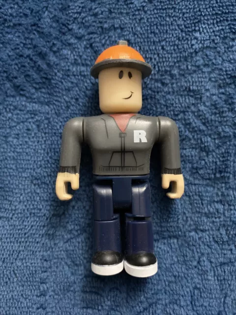 Roblox Series 1 Builderman 3 Mini Figure Includes Online Item Code