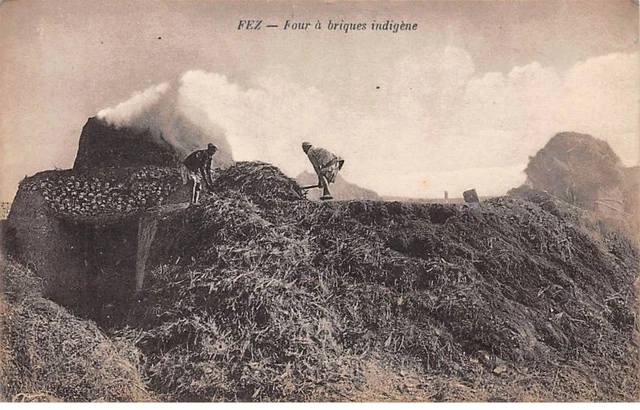 MAROC - SAN50074 - Fez - Four à briques indigène