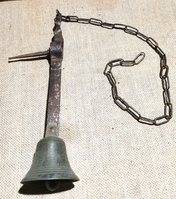 Ancienne Cloche Bronze N°7 Avec Support Blanc Et Battant Métal - Portail/porte
