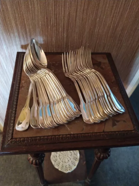Ménagère 24 Pièces Couverts de Table Orfèvrerie Ravinet Denfert Métal Argenté
