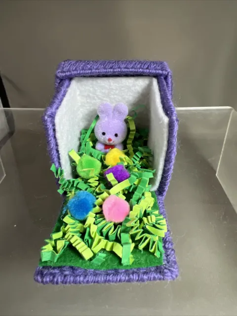 Caja de conejo sorpresa de Pascua púrpura 2,25"" lona de plástico punta de aguja nueva