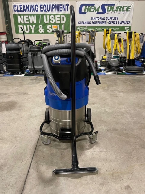 Nilfisk Attix 19 AE Wet/Dry Vacuum w/Hoses, Wand and Squeegee Floor Tool 1050460